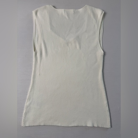 Cream Ribbed Sleeveless Top - Picture 8 of 9